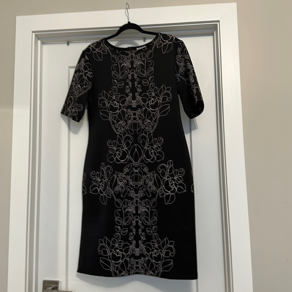 Olivia Matthews short sleeved dress with textured pattern
